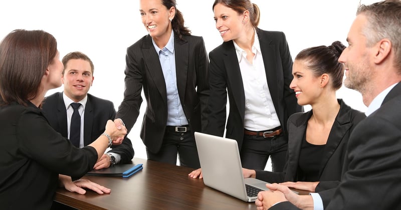 Manager une petite équipe avec bienveillance : le guide qui change tout